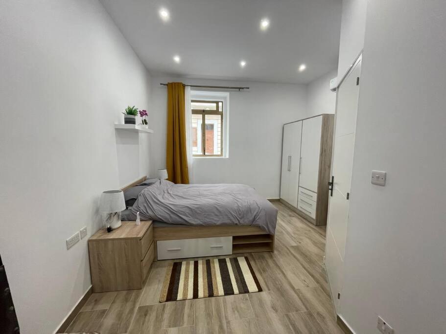 New Two Bedroom Flat Kamila On A Dwell Sliema Exterior foto