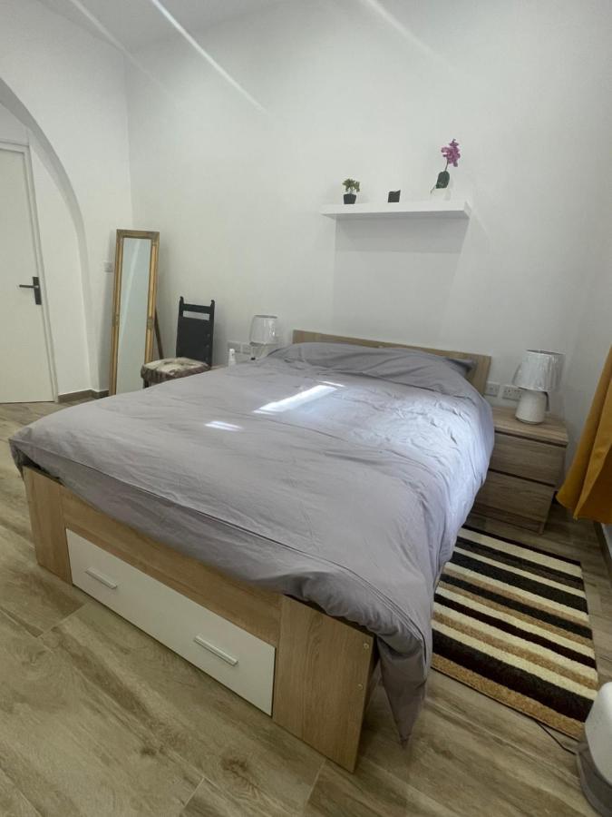 New Two Bedroom Flat Kamila On A Dwell Sliema Exterior foto